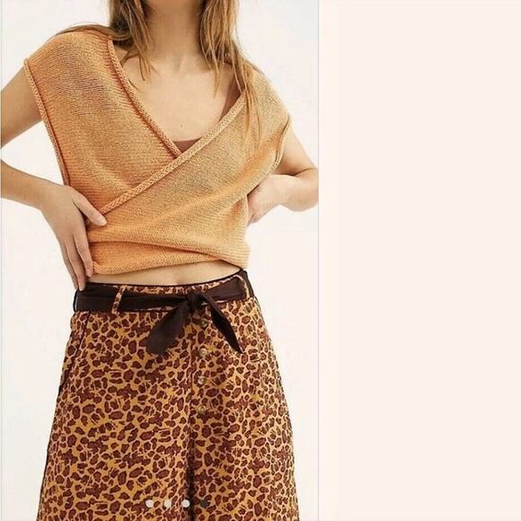 Free People Bennie Wide Legged Animal Print Flowing High Waisted Belted Pants - Picture 3 of 16